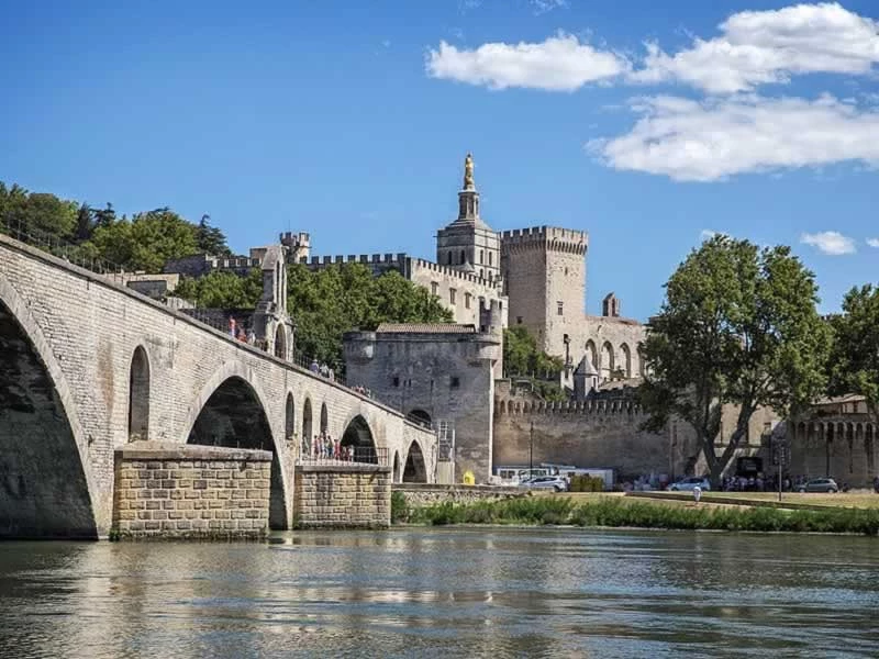Avignon et le palais des Papes